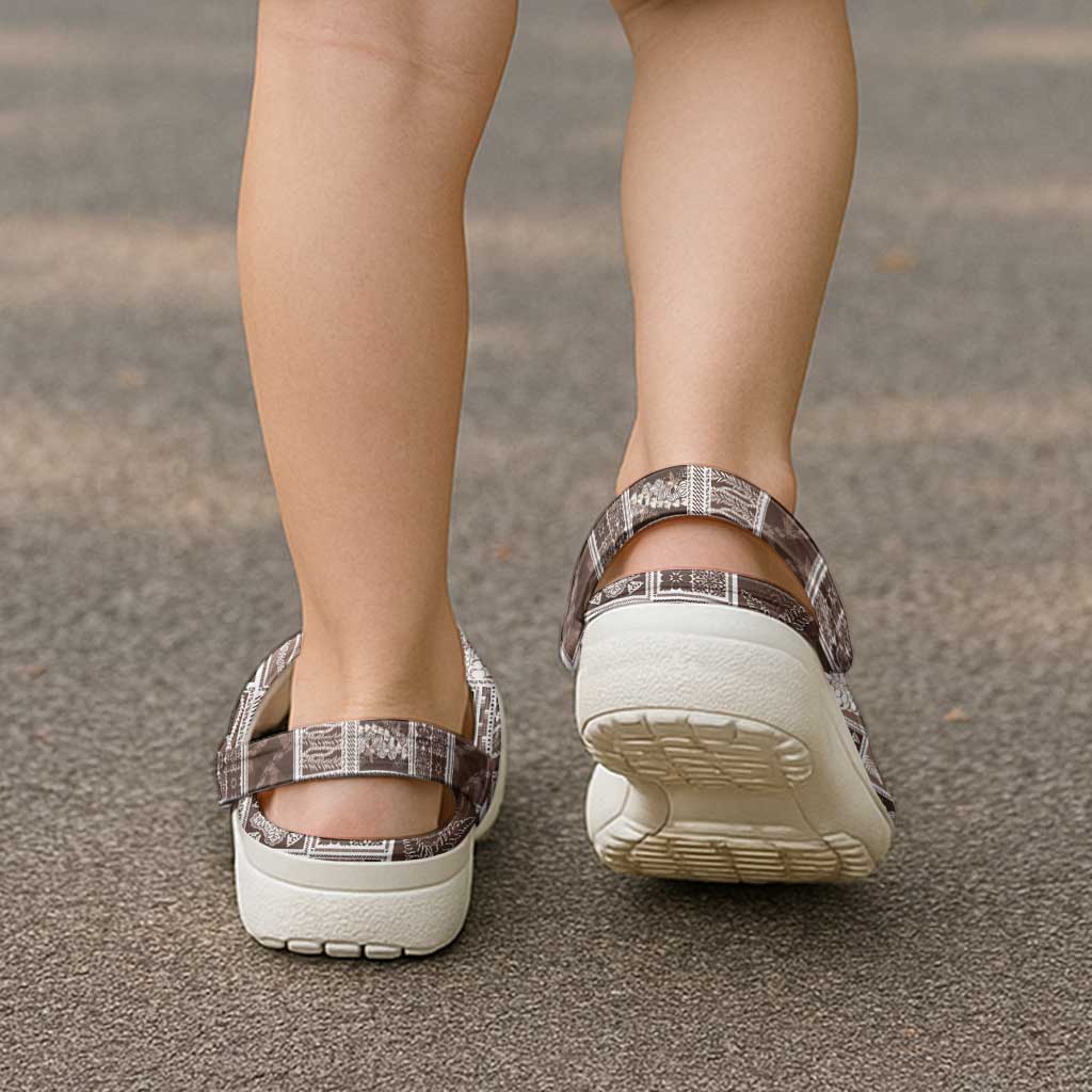 Vintage Aloha Block Quilt Clogs Shoes Beige Inspired Lei Motifs - Polynesian Pride