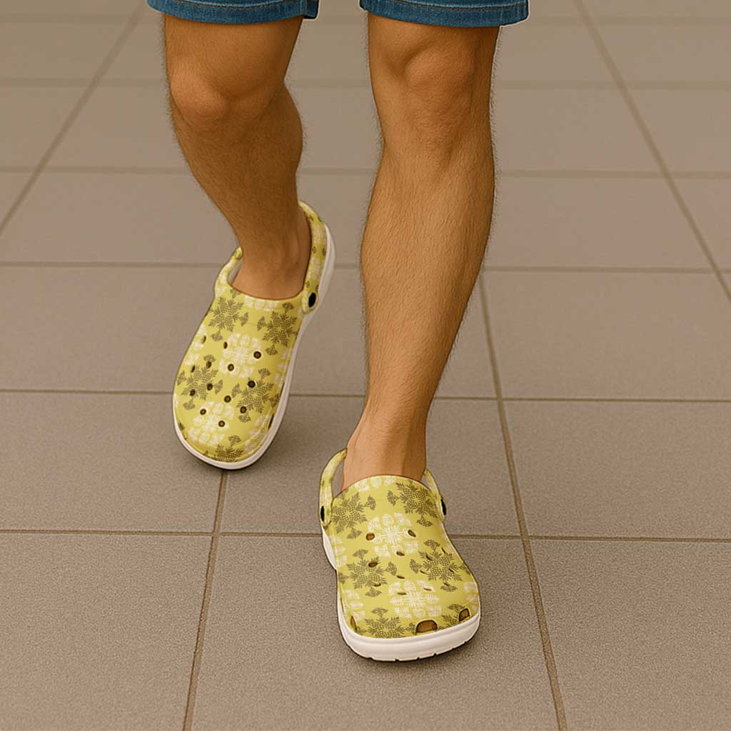 Yellow Hawaiian Quilt Clogs Shoes Hawaii Pineapple Monstera Palaka Motifs - Polynesian Pride