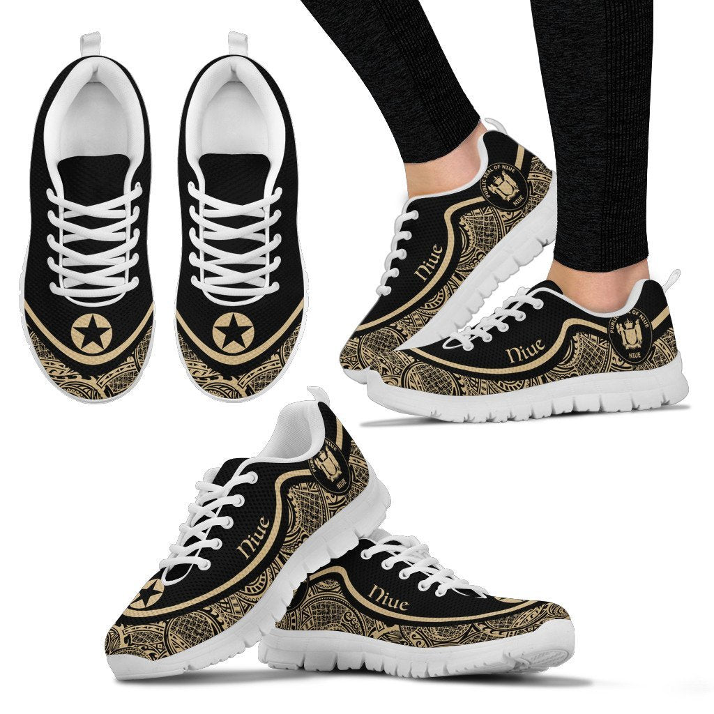 Niue Wave Sneakers - Polynesian Pattern Gold Color Women's Sneakers - White - Niue White - Polynesian Pride