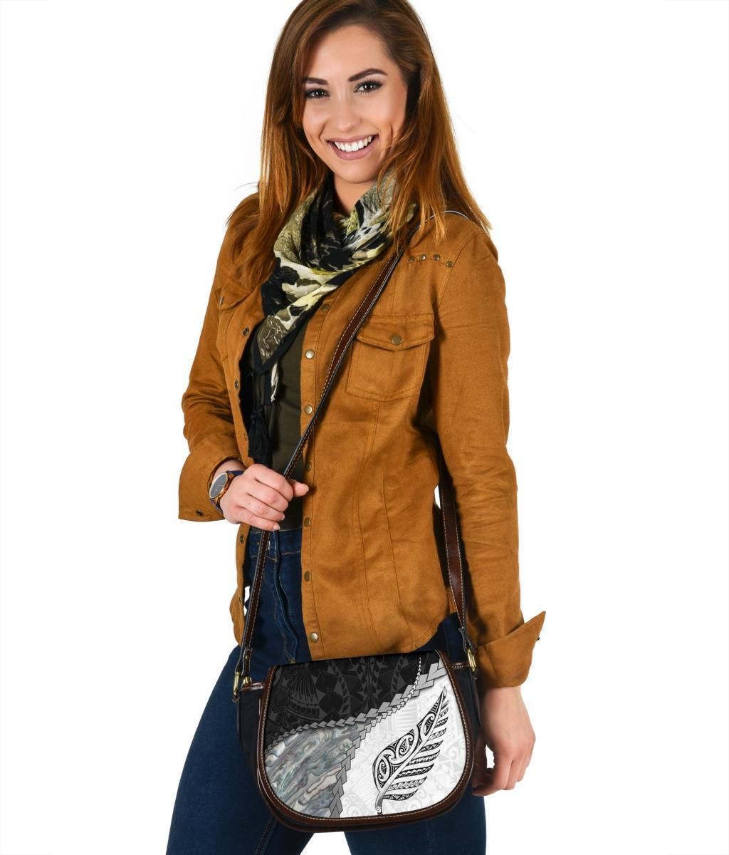 Paua Shell Maori Silver Fern Saddle Bag White - Polynesian Pride