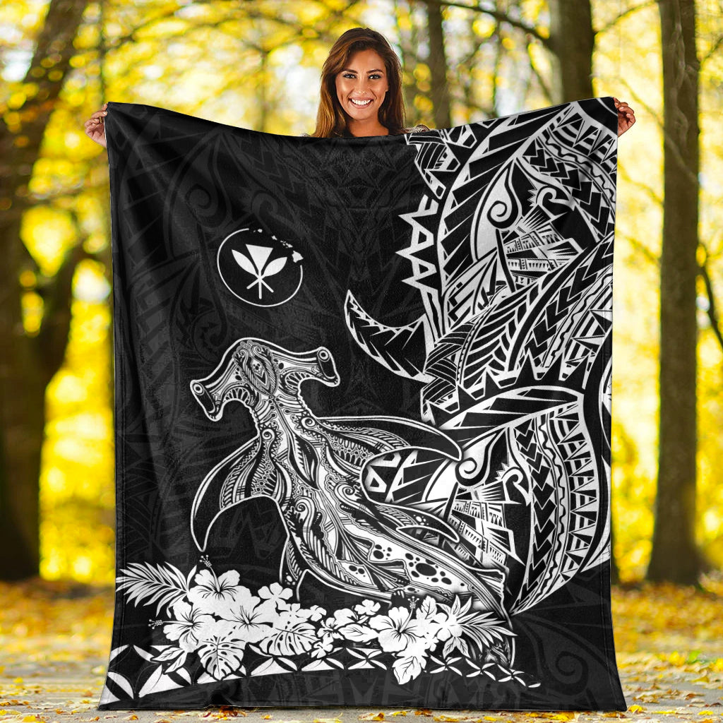 Hawaii Polynesian Premium Blanket Wild Hammerhead Sharks LT13 White - Polynesian Pride