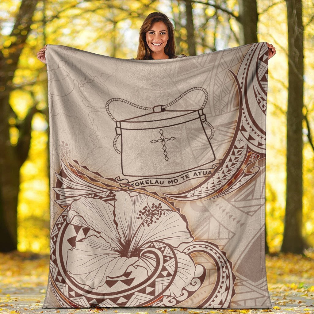 Tokelau Premium Blanket - Hibiscus Flowers Vintage Style - Polynesian Pride