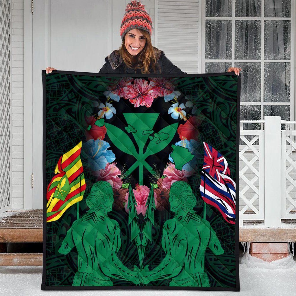 Hawaii Map Kanaka Two Men Holding Flag Premium Quilts Green - AH - Polynesian Pride