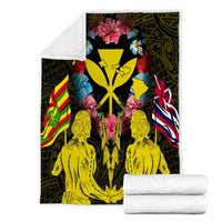 Hawaii Map Kanaka Two Men Holding Flag Premium Blankets Yellow - AH - Polynesian Pride