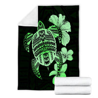 Hawaiian Kanaka Hibiscus Plumeria Mix Polynesian Turtle Premium Blankets - Green - AH - Polynesian Pride