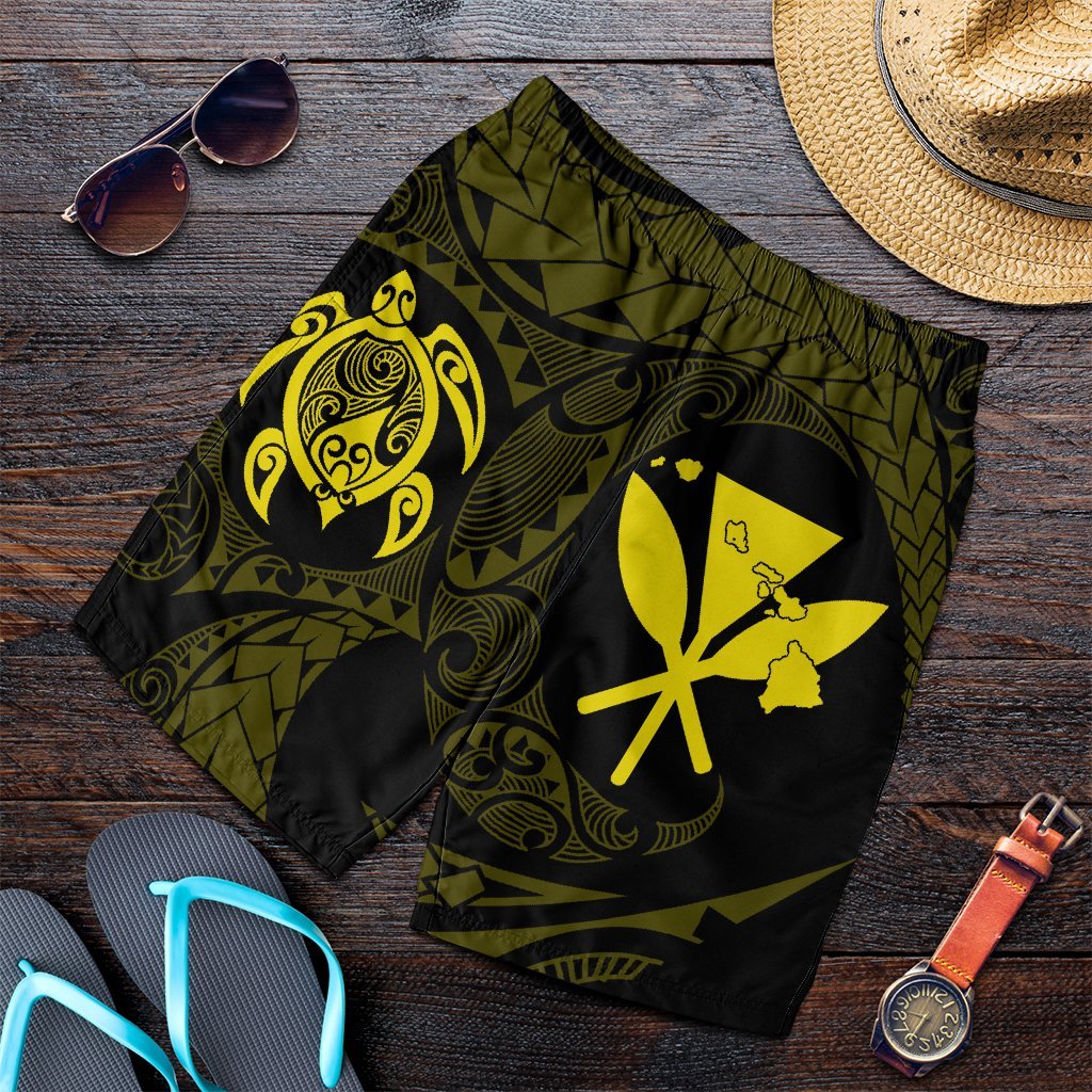 Hawaiian Kanaka Turtle Polynesian Men's Shorts Yellow AH Art - Polynesian Pride