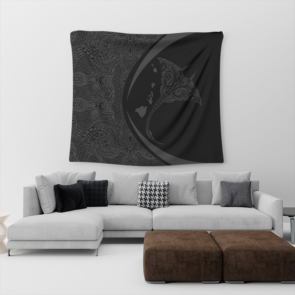 Hawaiian Map Manta Ray Polynesian Tapestry - Gray - Circle Style - AH - Polynesian Pride