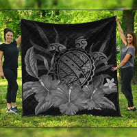 Hawaiian Map Turtle Hibiscus Polynesian Premium Quilts - White - AH Black - Polynesian Pride