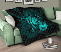 Hawaii Hibiscus Premium Quilt - Harold Turtle - Turquoise - Polynesian Pride