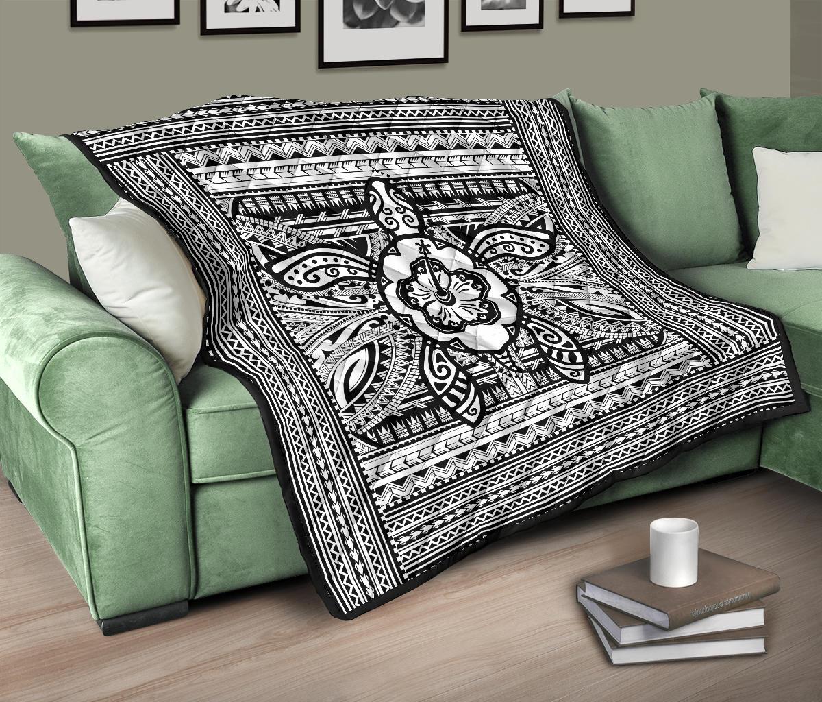 Hawaii Polyensian Turtle Premium Quilt White - Polynesian Pride