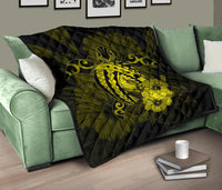 Hawaii Hibiscus Premium Quilt - Harold Turtle - Yellow - Polynesian Pride