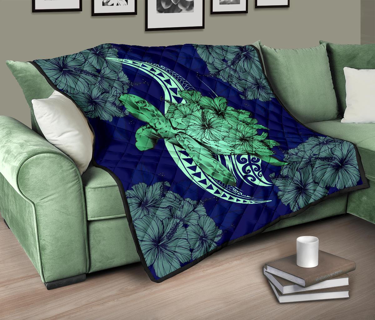 Hawaii Polynesian Turtle Hibiscus Premium Quilt - Green - Polynesian Pride
