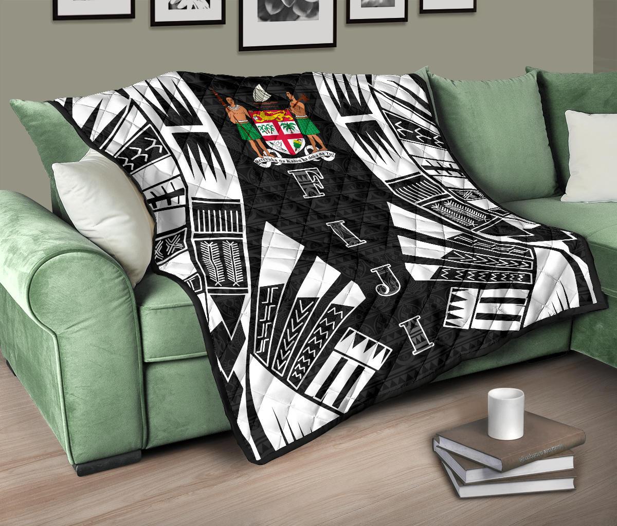 Fiji Premium Quilt - Fiji Coat Of Arms Polynesian White Tattoo (Black) - Polynesian Pride