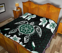 Hawaiian Greenie Turtle Plumeria Quilt - Polynesian Pride