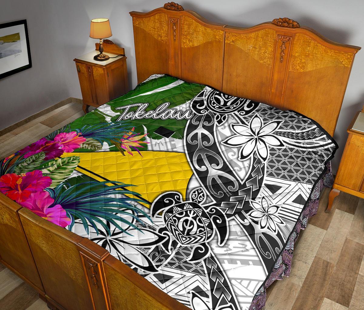 Tokelau Premium Quilt White - Turtle Plumeria Banana Leaf - Polynesian Pride