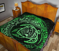 Hawaiian Turtle Polynesian Green Premium Quilt - Polynesian Pride