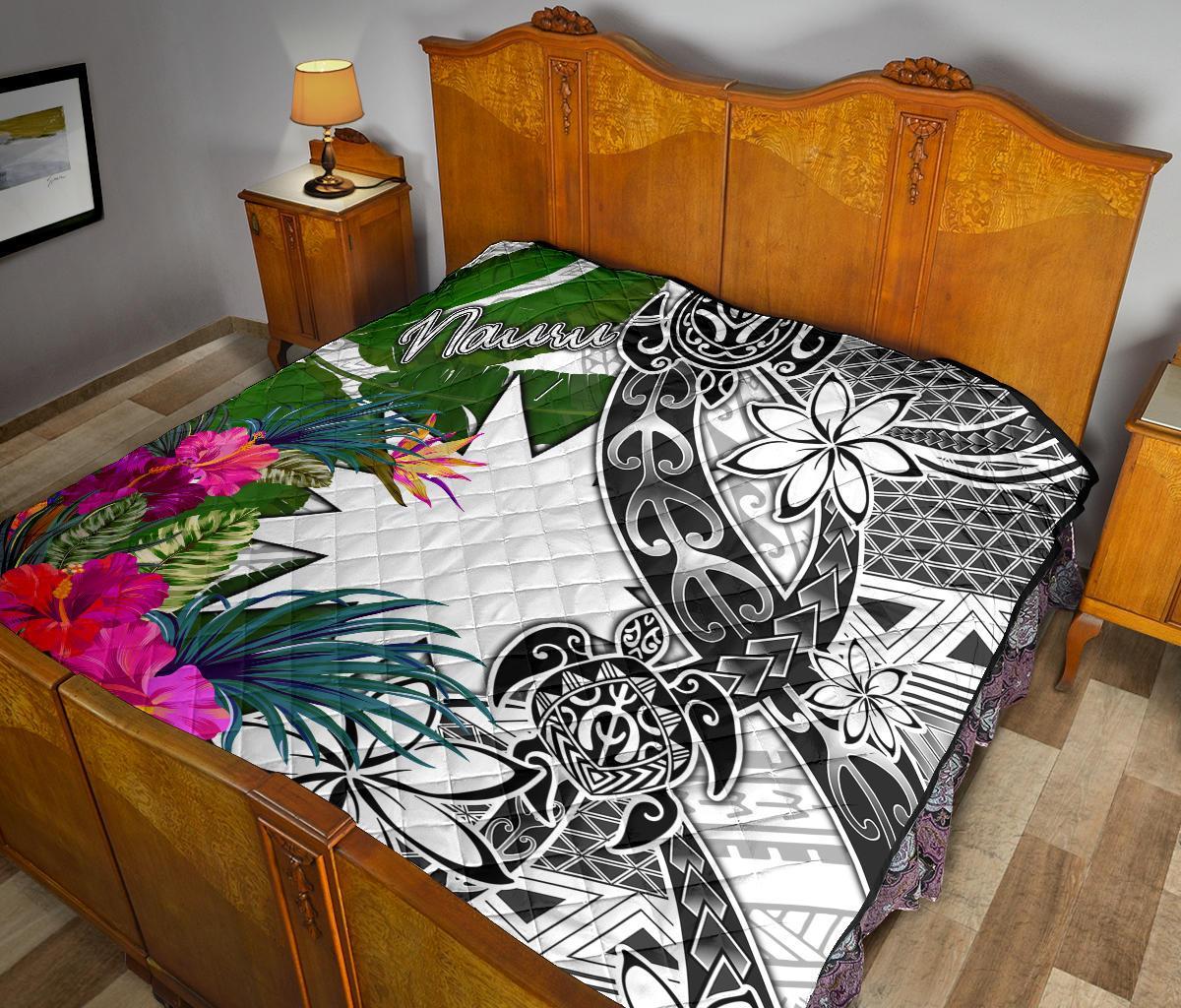 Nauru Premium Quilt White - Turtle Plumeria Banana Leaf - Polynesian Pride