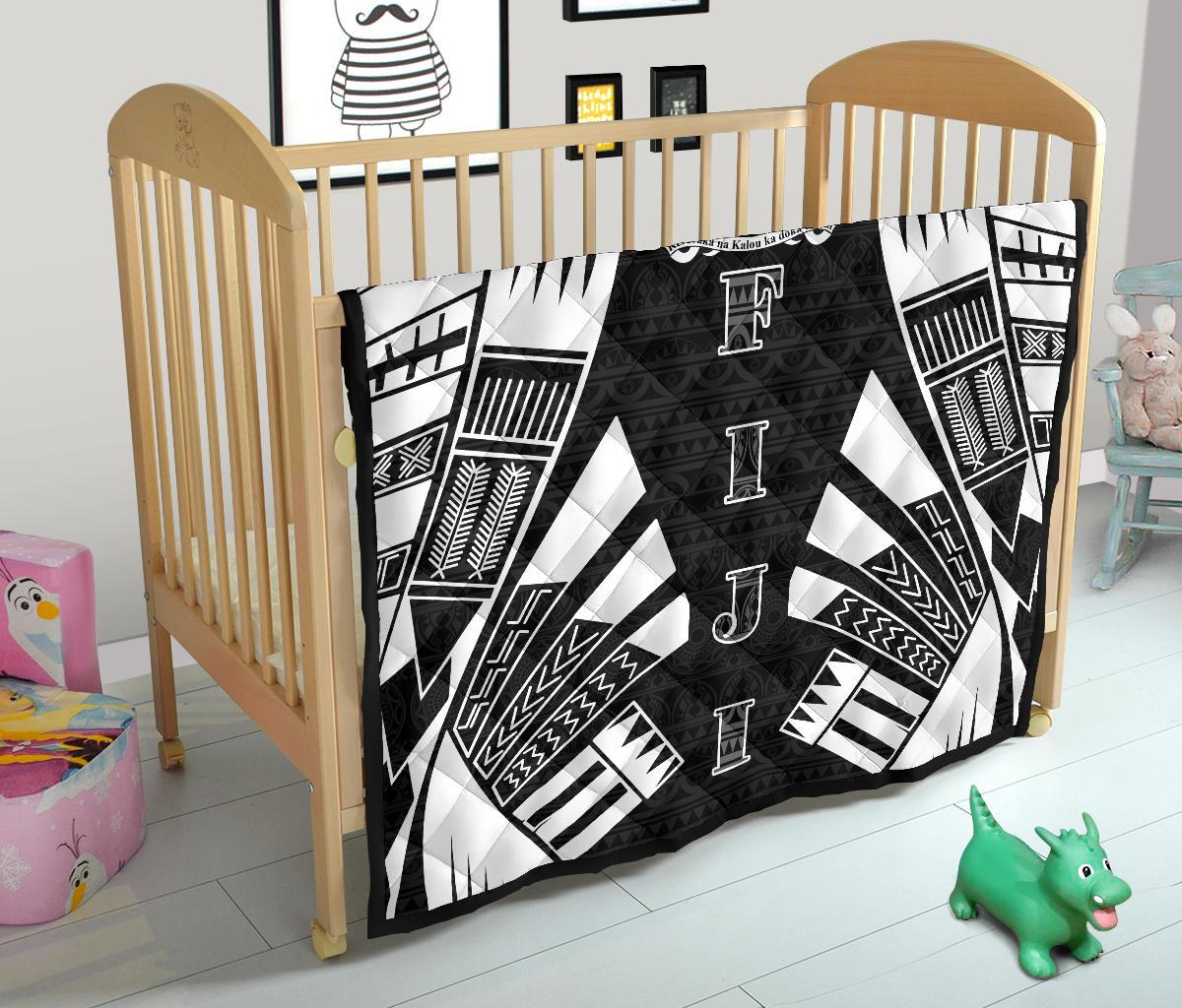Fiji Premium Quilt - Fiji Coat Of Arms Polynesian White Tattoo (Black) - Polynesian Pride