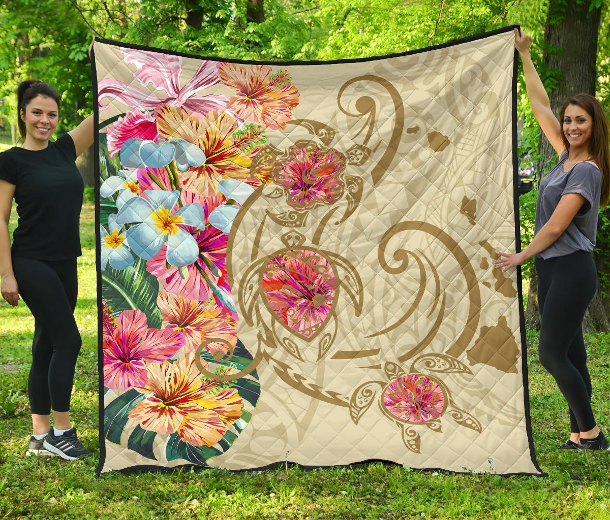 Hawaii Triple Marble Turtle Polynesian Hibiscus Premium Quilt - AH - Benjamin Style - Beige Beige - Polynesian Pride