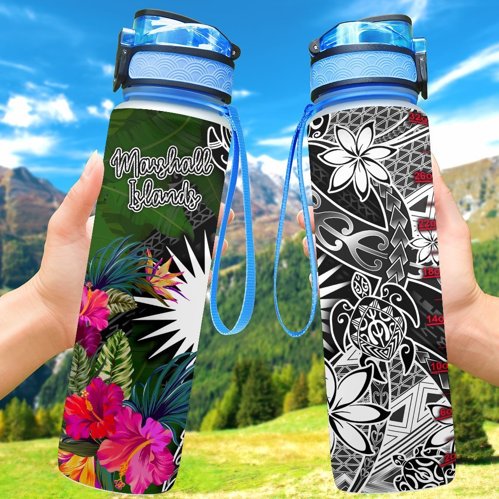 Marshall Islands Hydro Tracking Bottle - Turtle Plumeria Banana Leaf Hydro Tracking Bottle 32oz Large Black - Polynesian Pride