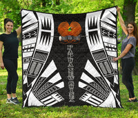 Papua New Guinea Premium Quilt - Papua New Guinea Coat Of Arsms Polynesian White Tattoo Black - Polynesian Pride
