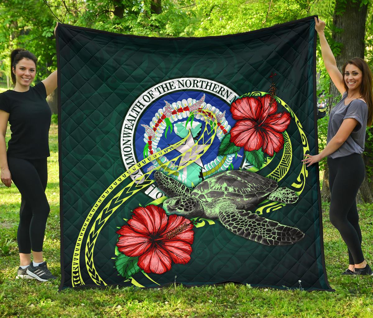 Northern Mariana Islands Polynesian Premium Quilt - Green Turtle Hibiscus Green - Polynesian Pride