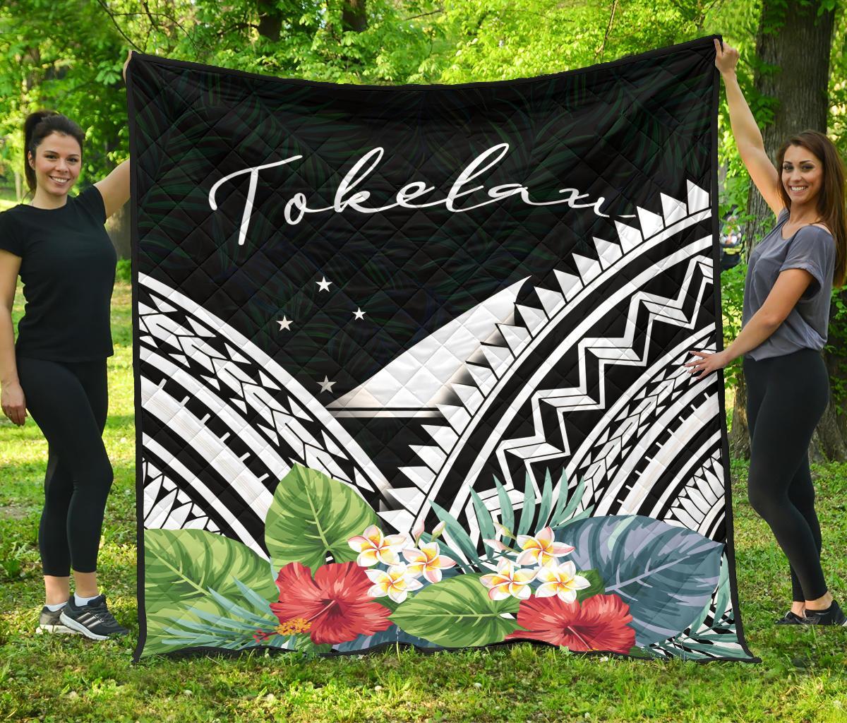 Tokelau Premium Quilt - Tokelau Coat of Arms & Polynesian Tropical Flowers White - Polynesian Pride