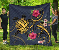 Hawaii Polynesian Turtle Hibiscus Plumeria Premium Quilt - Nane Style Purple - Polynesian Pride