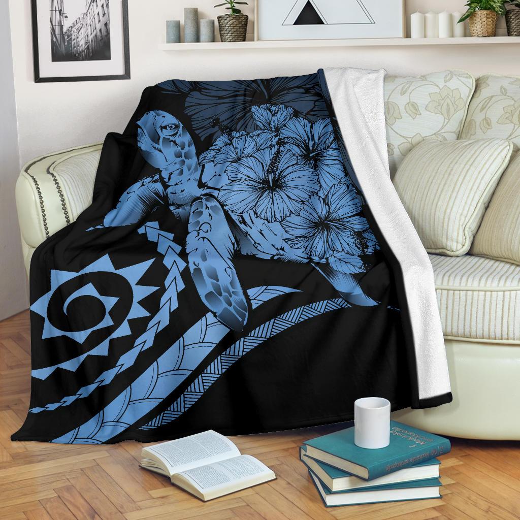 Hawaii Turtle Hibiscus Polynesian Vintage Premium Blanket - Pastel Blue White - Polynesian Pride