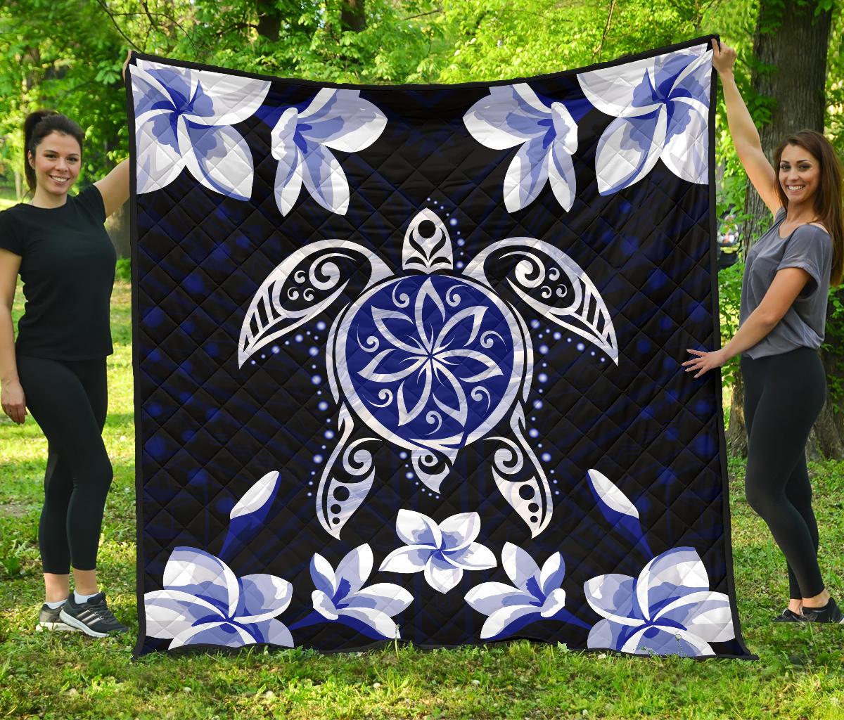 Hawaiian Icon Blue Turtle Plumeria Quilt Black - Polynesian Pride