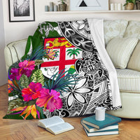 Fiji Premium Blanket White - Turtle Plumeria Banana Leaf - Polynesian Pride