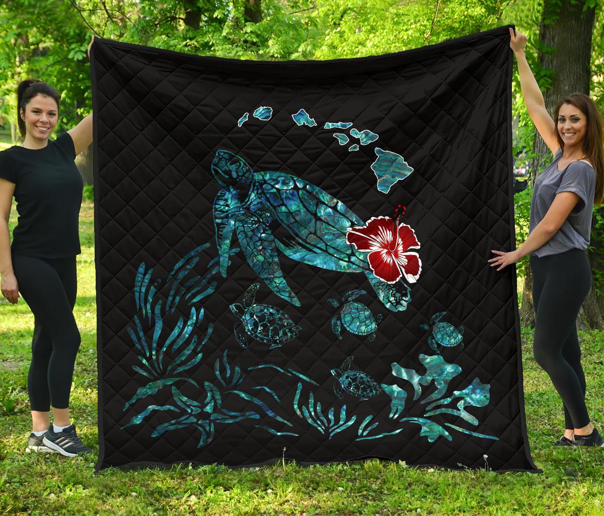 Hawaii Ohana Honu Paua Shell Premium Quilt Black - Polynesian Pride