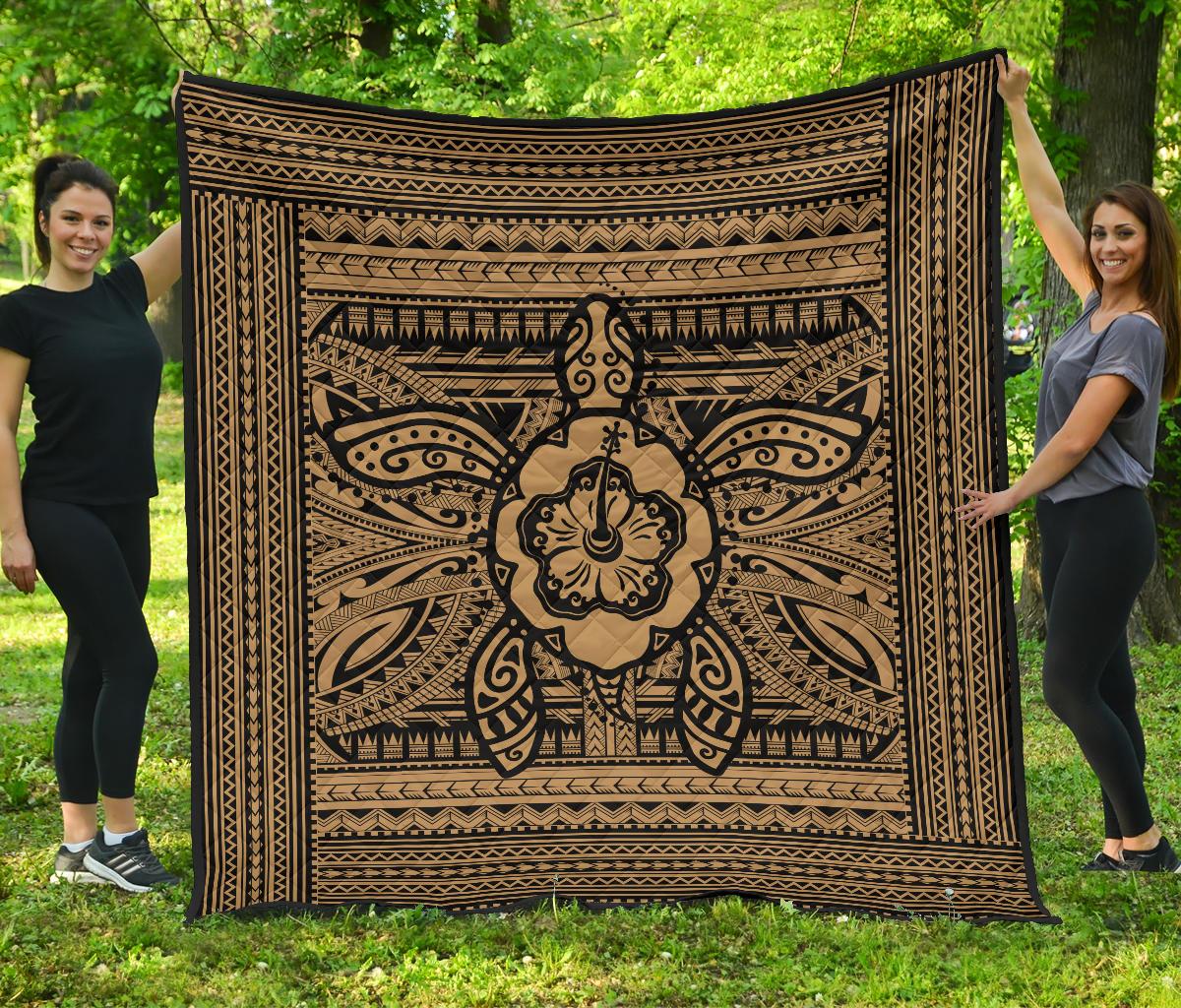 Hawaii Polyensian Turtle Premium Quilt Gold Gold - Polynesian Pride