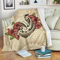 Hawaii Fish Hook Hibiscus Plumeria Polynesian Premium Blanket White - Polynesian Pride