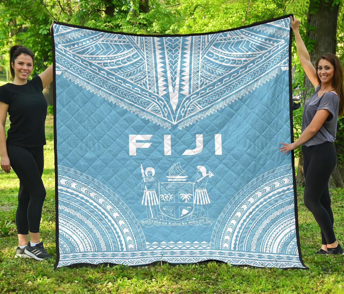 Fiji Premium Quilt - Fiji Coat Of Arms Polynesian Chief Light Blue Version Blue - Polynesian Pride
