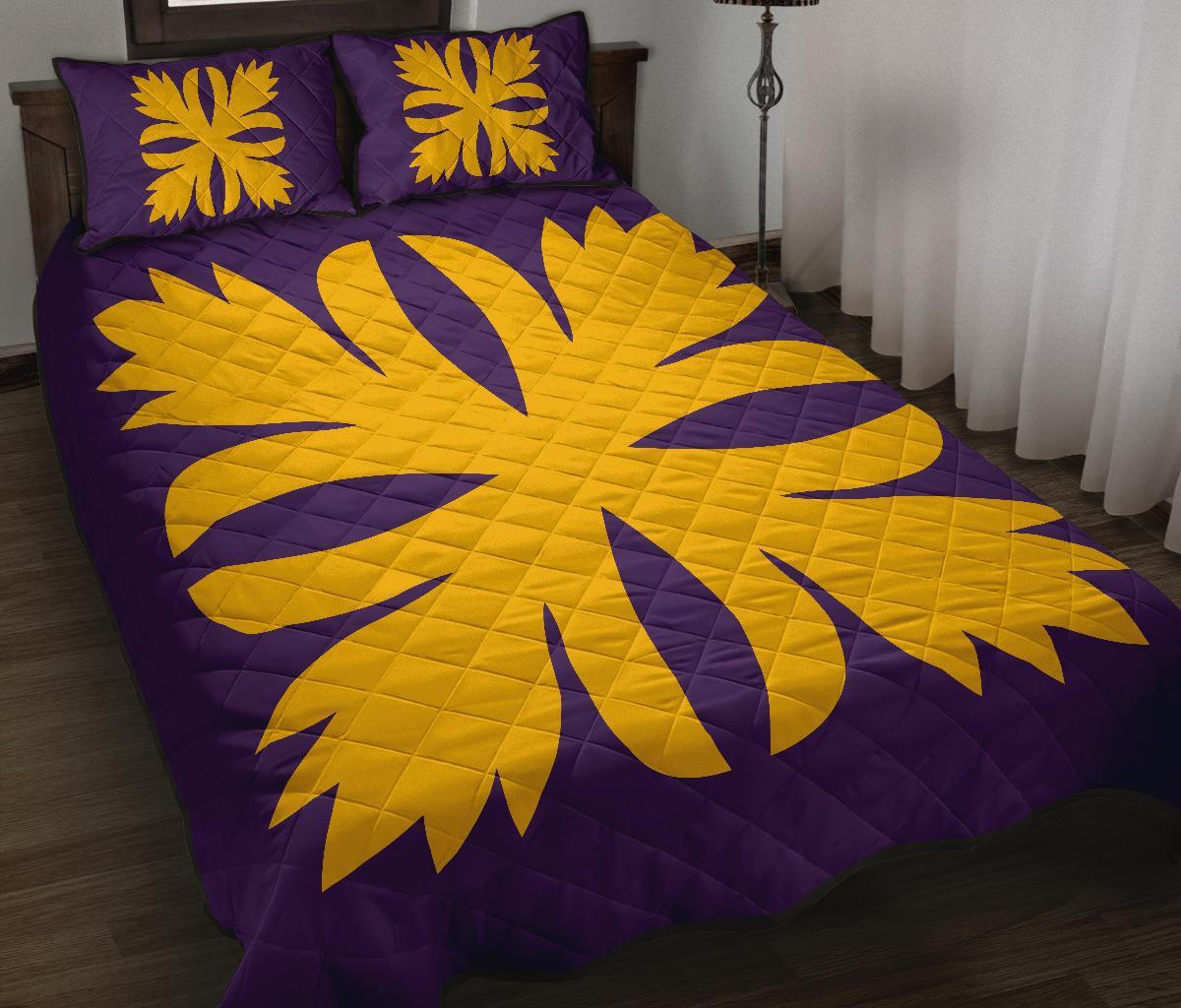 Hawaiian Royal Pattern Quilt Bed Set - Purple And Gold - C3 Style Art - Polynesian Pride