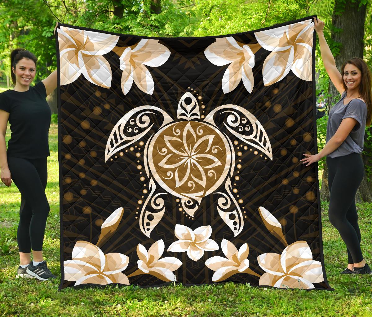 Hawaiian Gold Turtle Plumeria Quilt Black - Polynesian Pride