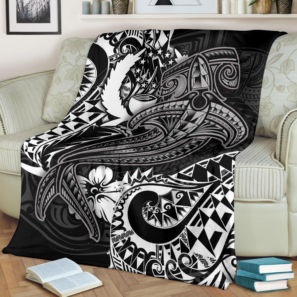 Pohnpei Premium Blanket - White Shark Polynesian Tattoo - Polynesian Pride