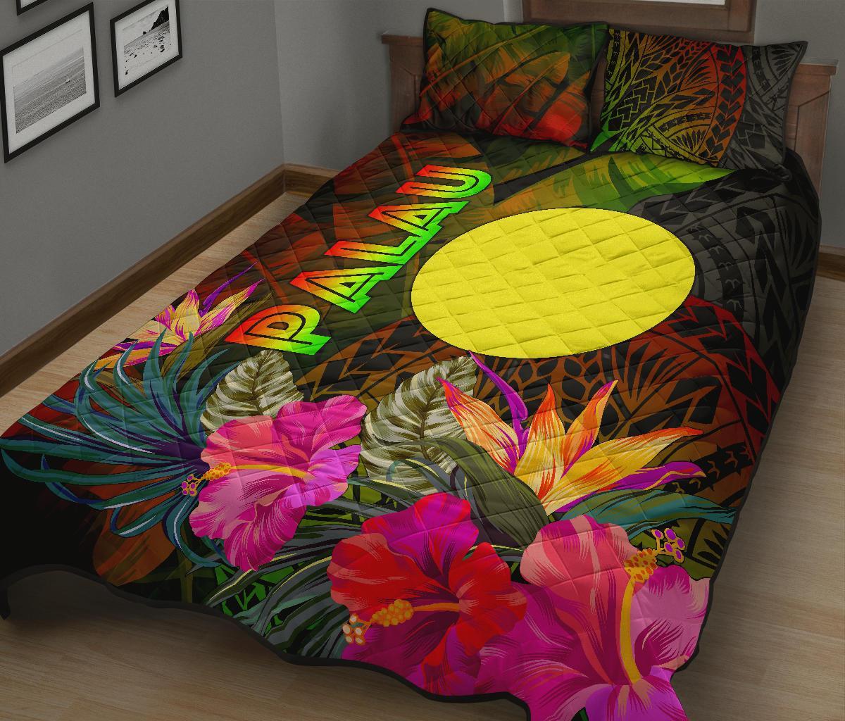 Palau Polynesian Quilt Bed Set - Hibiscus and Banana Leaves - Polynesian Pride