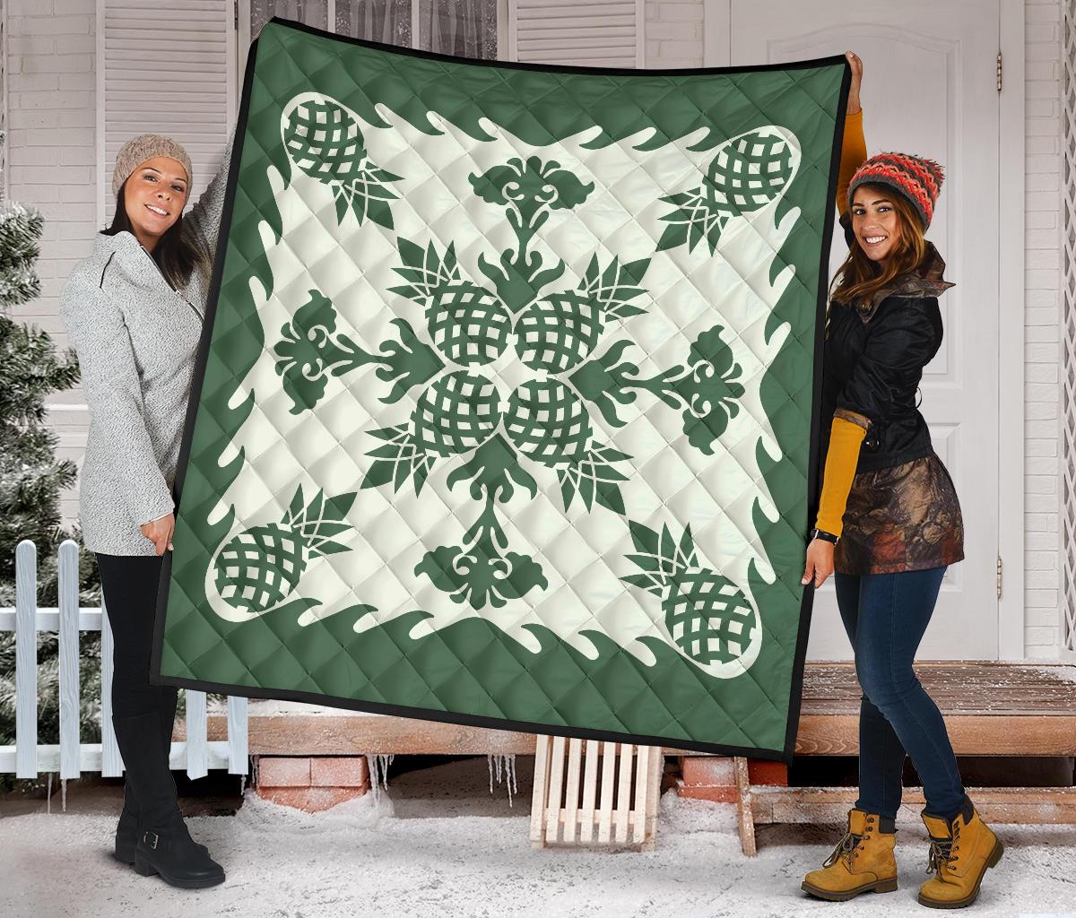 Hawaiian Premium Quilt Pineapple Pattern - Green - Polynesian Pride