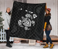 Hawaii Turtle Hibicus Map Premium Quilt - White - Polynesian Pride