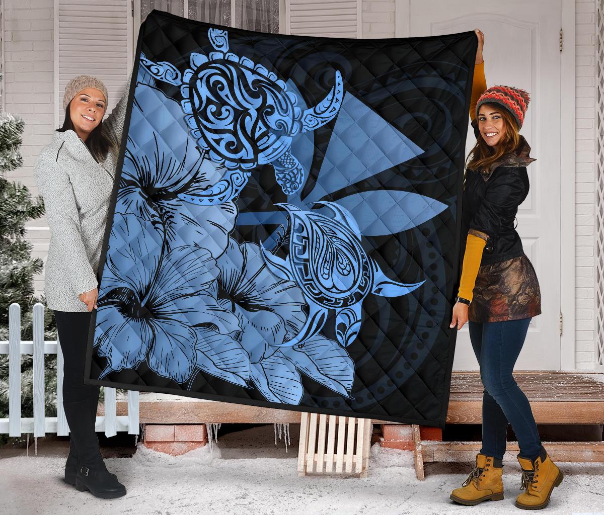 Hawaii Turtle Premium Quilt Polynesian Hibiscus Art Ver 2.0 Blue AH - Polynesian Pride