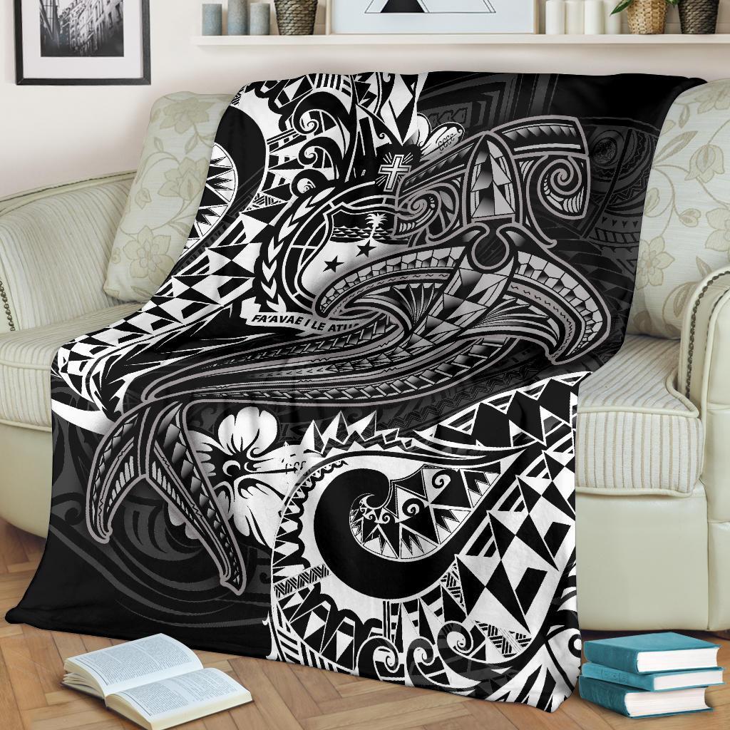 Samoa Premium Blanket - White Shark Polynesian Tattoo - Polynesian Pride
