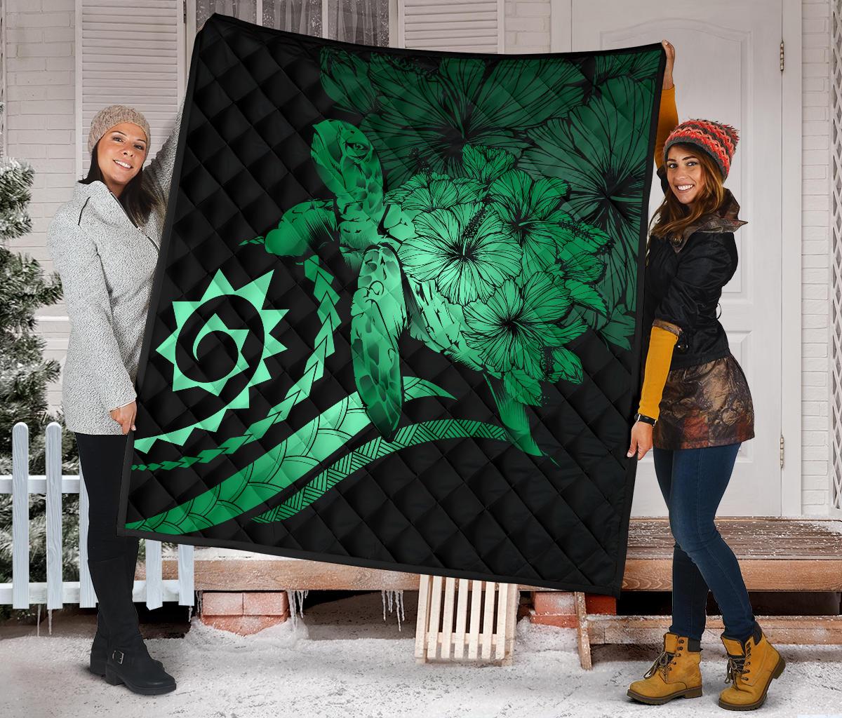 Hawaii Turtle Hibiscus Polynesian Vintage Premium Quilt - Green - Polynesian Pride