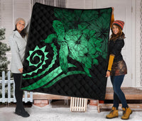 Hawaii Turtle Hibiscus Polynesian Vintage Premium Quilt - Green - Polynesian Pride