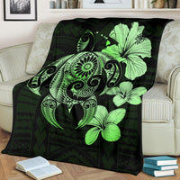 Hibiscus Plumeria Mix Polynesian Green Turtle Premium Blanket - Polynesian Pride