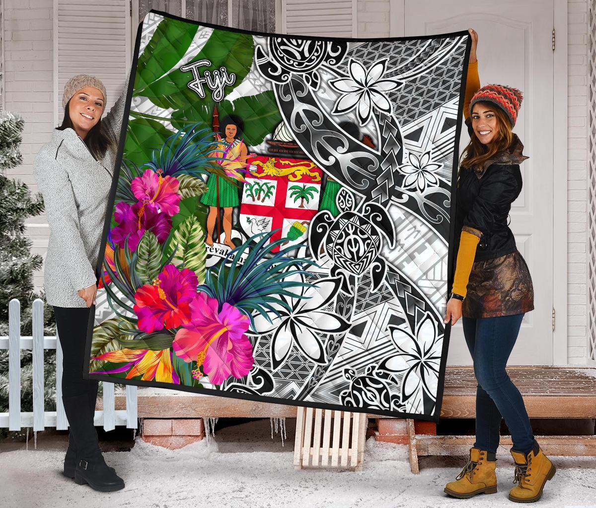 Fiji Premium Quilt White - Turtle Plumeria Banana Leaf Crest - Polynesian Pride