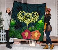 Polynesian Hawaii Kanaka Maoli Quilt - Heart with Hibiscus - Polynesian Pride