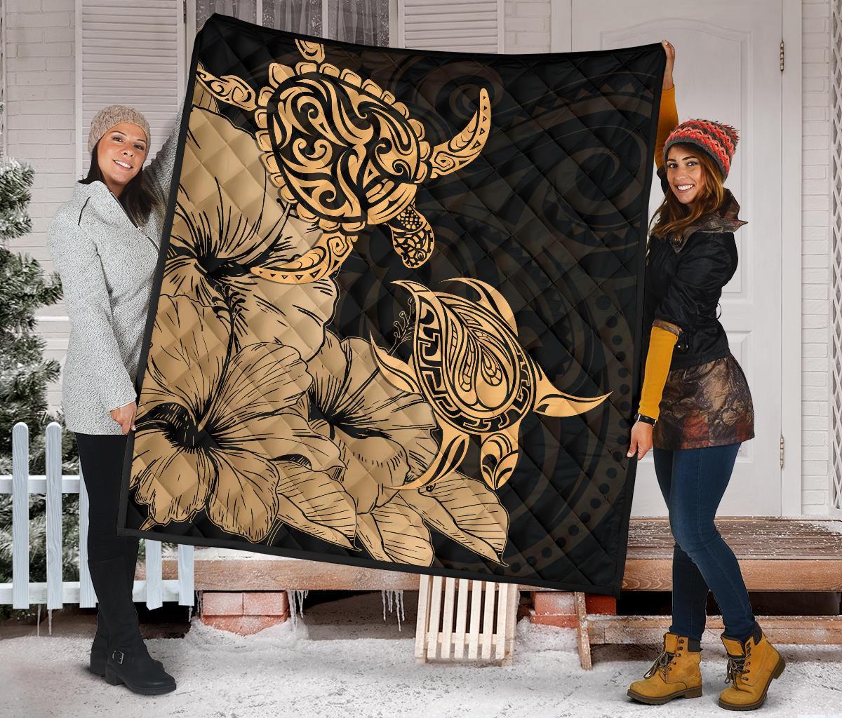 Hawaii Turtle Premium Quilt Polynesian Hibiscus Art Gold AH - Polynesian Pride