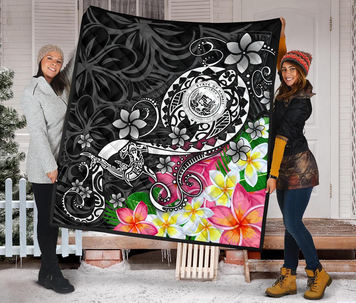 Hawaii Polynesian Premium Quilt - Hawaii Seal With Turtle Plumeria (Black) - Polynesian Pride